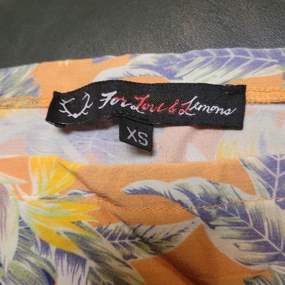 Revolve For Love Of Lemons Hawaiian Print Mini Skirt - Picture 2 of 3